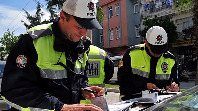 Sürücüler dikkat! Trafik cezalarına yeni düzenleme