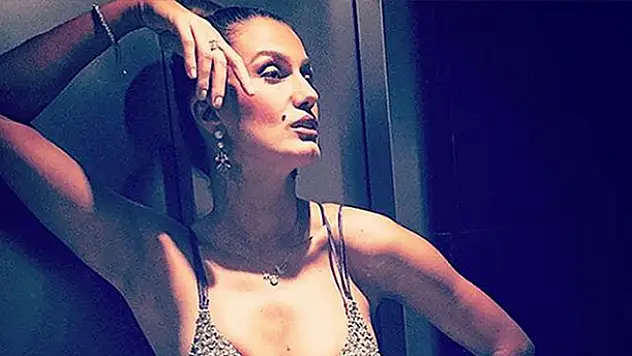 Survivor'dan elenen Tuğba Özay adadan ayrıldı ona koştu