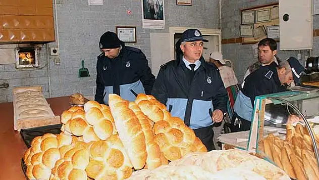Suşehri'ndeki fırın ve pastanelere zabıtadan denetim