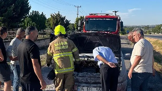 Susurluk'ta araç yangınına müdahale edildi