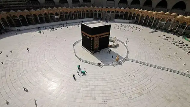Suudi Arabistan'dan yeni umre planı
