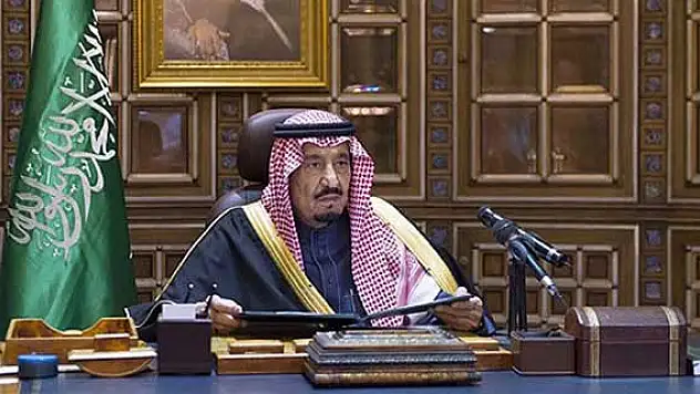 Suudi Arabistan halkı yeni kralına biat ediyor