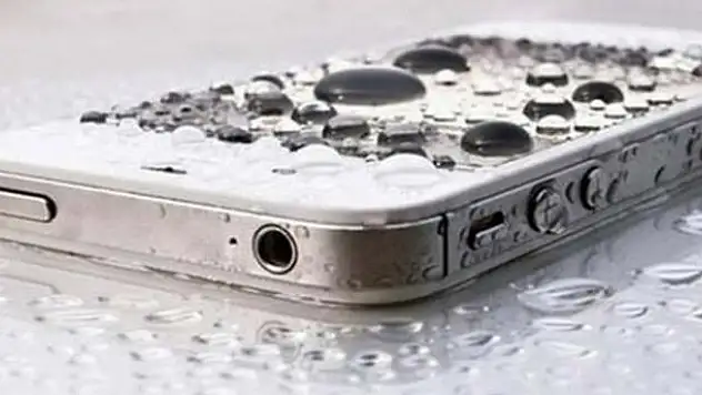 Suya düşen telefon nasıl kurtarılır?