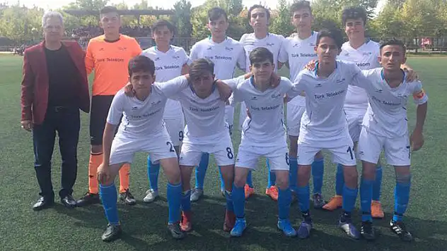 T. Telekomspor'da hedef play-off