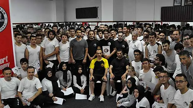 Ta Wingtsun Spor Akademisi Yeni Mezunlarını Verdi