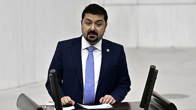 Taciz iddiasıyla darp edilen CHP'li vekilden ilk açıklama geldi