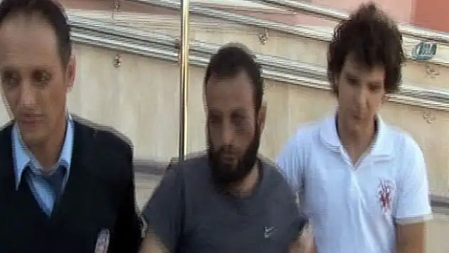 Tacizci Suriyeliye linç girişimi