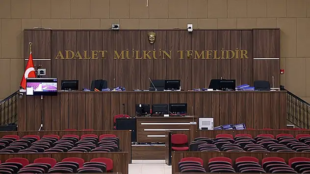 Tacizle suçlanan okul müdürüne 4 taksit para cezası
