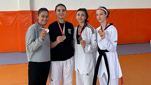 Taekwondoda şampiyon Meram Belediyespor 