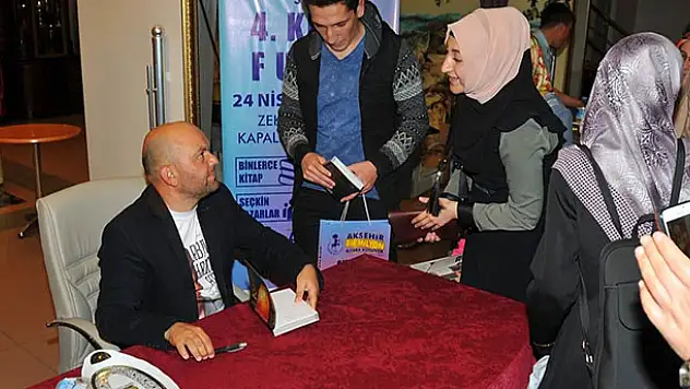 Talha Uğurluel, Akşehir'de Abdülhamit Han'ı anlattı