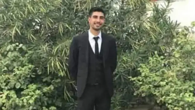 Tamir için çıktığı elektrik direğinde akıma kapılan kişi öldü
