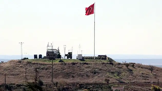 Tankların namluları Suriye'ye çevrildi