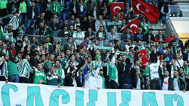 Taraftar akın etti