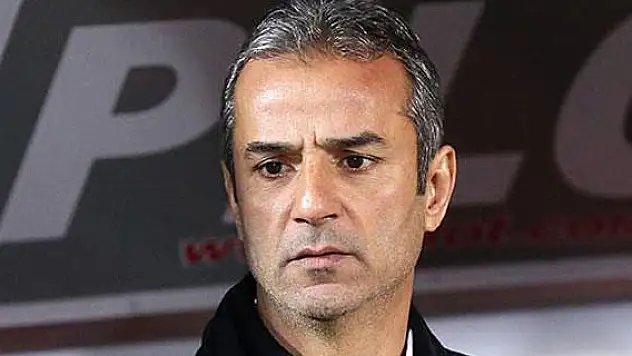 Taraftarlardan Emenike için hoşgörü istedi