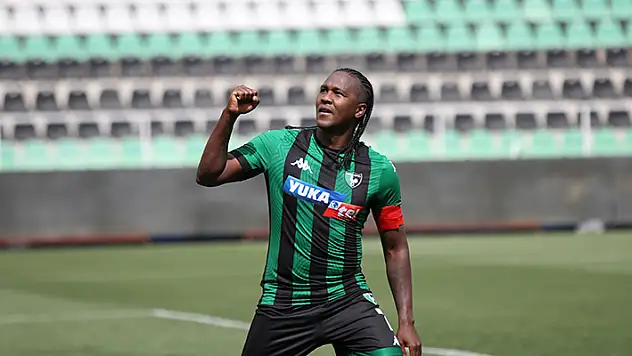 Taraftarlardan Rodallega'ya davet 
