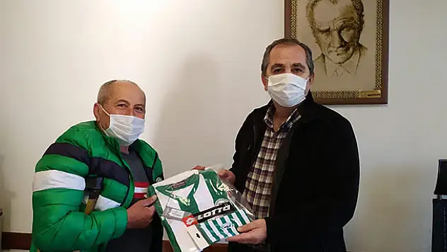 Taraftarlardan TSYD'ye ziyaret