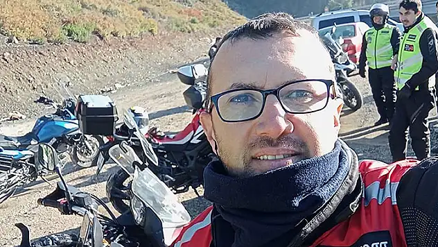 Tarih öğretmeni, 12 gün önce aldığı motosikletiyle kazada yaşamını yitirdi

