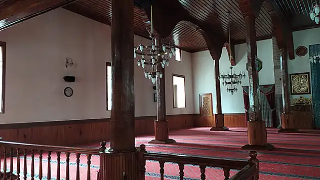 Tarihe meydan okuyan Selçuklu eseri: Sahip Ata Külliyesi