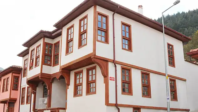 Tarihe yolculuğun şehri Akşehir
