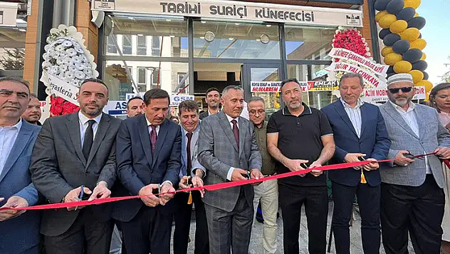 Tarihi Çarşıda tatlı bir açılış