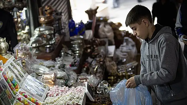 Tarihi Maraş Çarşısı'nda bayram yoğunluğu başladı
