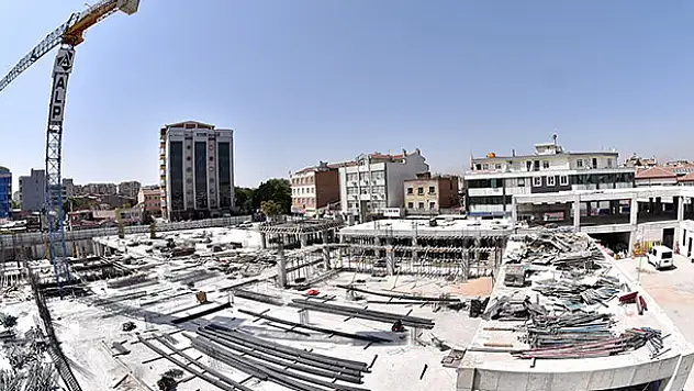 Tarihi Osmanlı Buğday Pazarındaki otopark tamamlanıyor