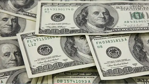 Tarihi rekor! Dolar 3 TL'yi gördü