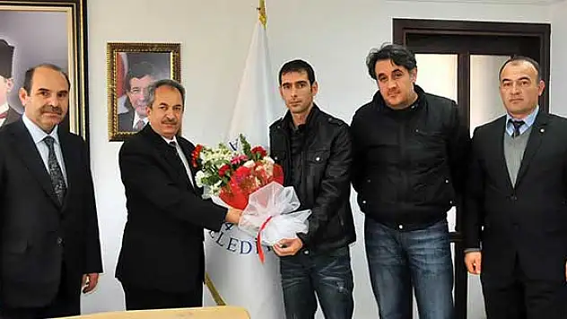 Tarık Buğra İlkokulu'ndan Başkan Akkaya'ya ziyaret
