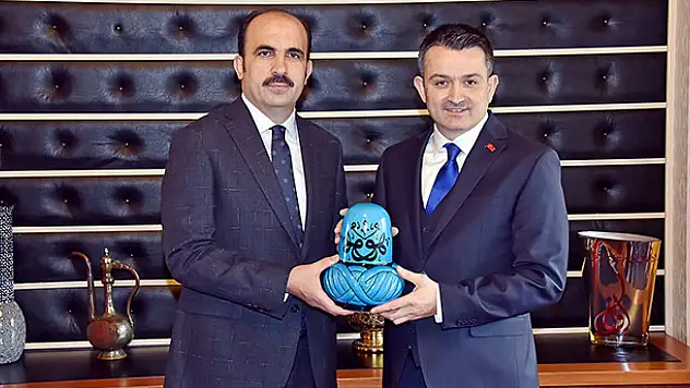 Tarım Bakanı Pakdemirli Başkan Altay'ı Ziyaret Etti