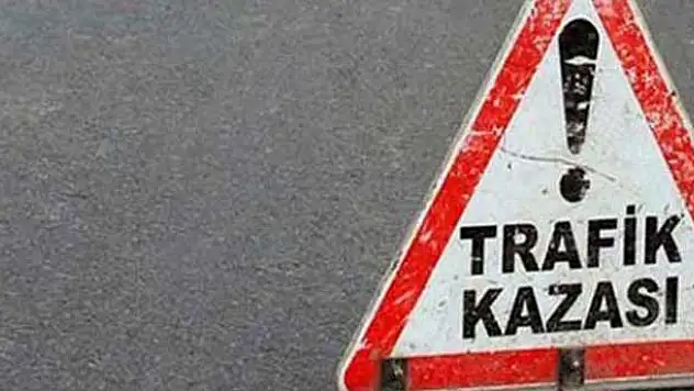 Tarım işçilerini taşıyan midibüs devrildi: 3 ölü, 30 yaralı