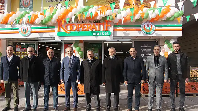 Tarım Kredi Kooperatif Market Seydişehir'de hizmete girdi
