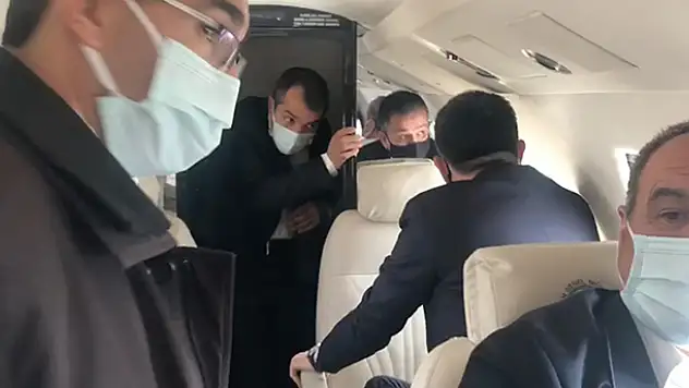 Tarım ve Orman Bakanı Pakdemirli'nin yer aldığı uçak Malatya'ya zorunlu iniş yaptı