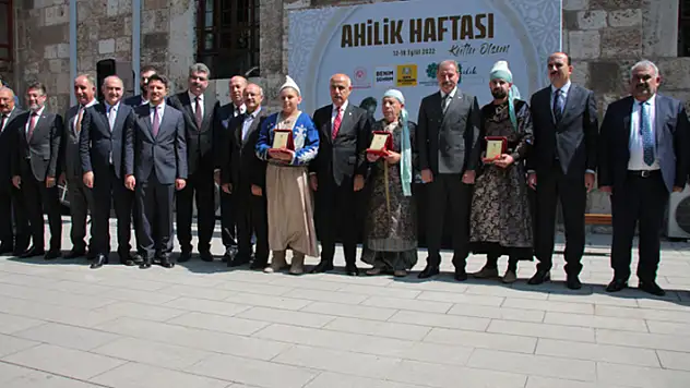 Tarım ve Orman Bakanı Vahit Kirişci, Konya'da Ahilik Haftası programına katıldı