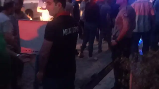 Tarsus'ta esnaflar arasında bıçaklı kavga: 1 ölü, 2'si polis 6 yaralı