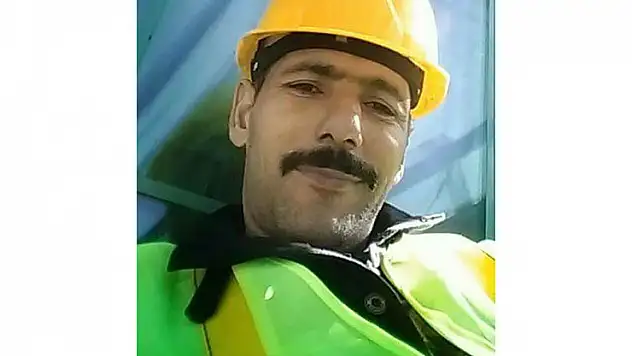 Tartıştığı babasını boğazını keserek öldürdü