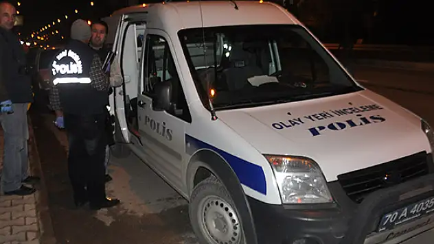 Tartıştığı eşini bıçakladı.