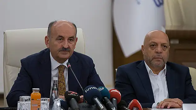 Taşeron konusunda Hak-İş'ten Bakan'a çağrı