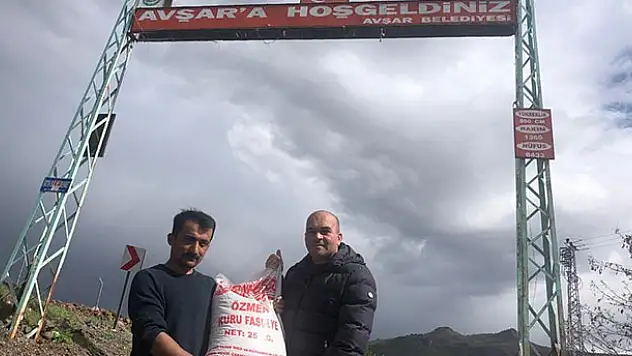 Taşkent'te yüzde 75 hibe destekli tohum dağıtıldı