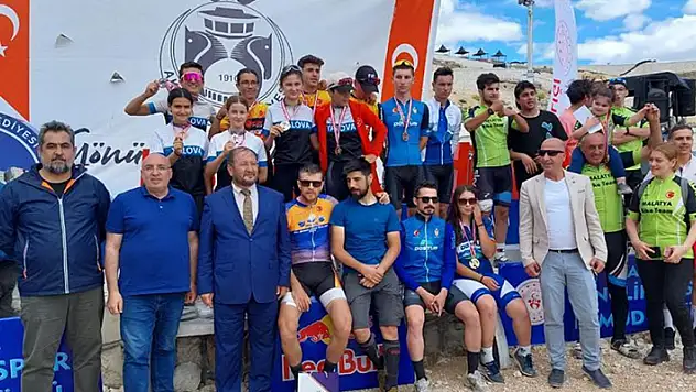 Taşkentli pedallar 2 dereceyle döndü