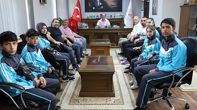 Taşkentspor'dan Şahin'e ziyaret