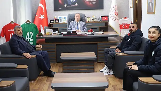 Taşkentspor'dan Şahin'e ziyaret!