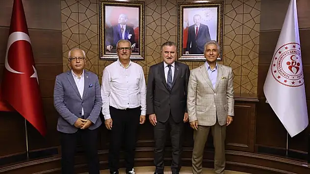 TASKF'den Bakan Bak'a ziyaret

