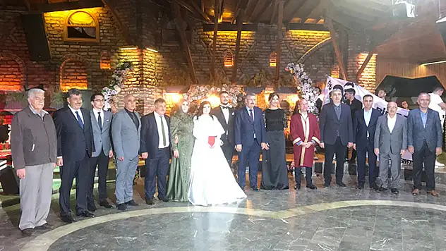 Taşpınar ve Sarıbaş ailelerinin mutlu günü
