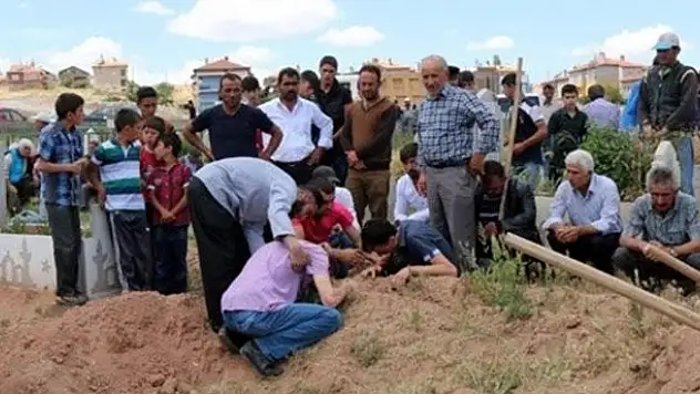 Tatil olunca inşaatta çalışmaya başlayan lise öğrencisi Abdullah öldü