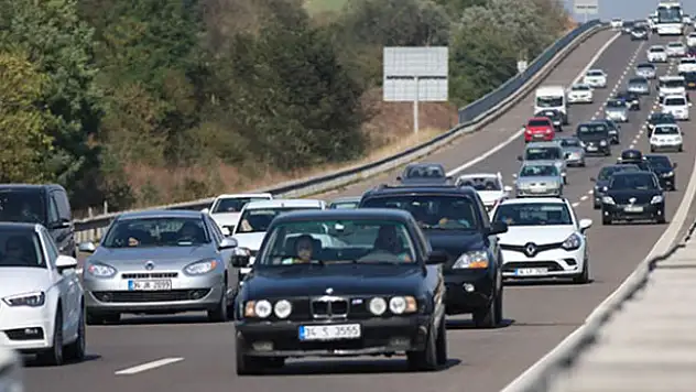 Tatilciler dönüş yolunda