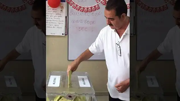 Tatlıses'den referandum paylaşımı!
