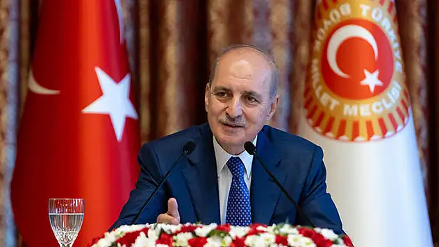 TBMM Başkanı Kurtulmuş: Yeni anayasa, Türkiye'nin boynunun borcudur
