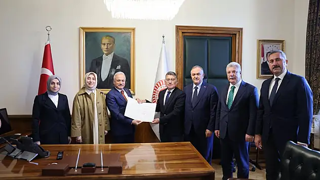 TBMM Başkanlığına Numan Kurtulmuş aday gösterildi
