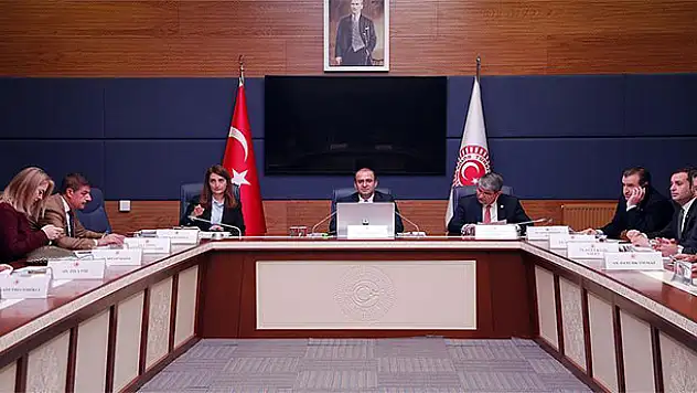 TBMM Dışişleri Komisyonu 15 uluslararası anlaşmayı kabul etti