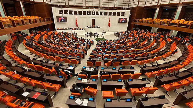 TBMM Genel Kurulu'nda 'Suriye' ve 'Kürt' tartışması
